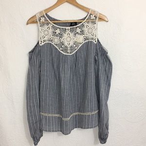 Bobeau Cold Shoulder Top Sz M